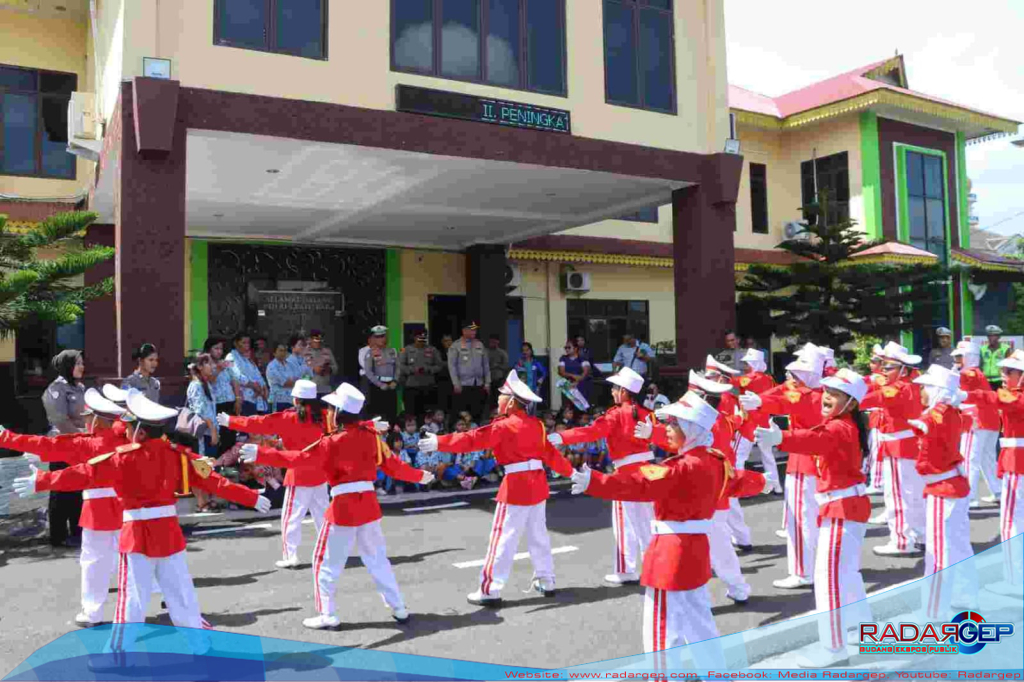 Polres Batu Bara Gelar "Polantas Menyapa", Latih Baris Berbaris Polisi Cilik untuk Tanamkan Disiplin Lalu Lintas Sejak Dini